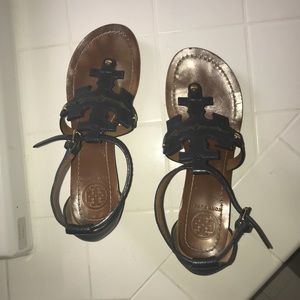 Tory Burch Wedge shoes size 8 sandals navy